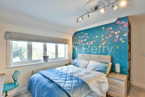 Bedroom 2 Pic 2.JPG
