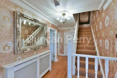 Entrance Hall.JPG