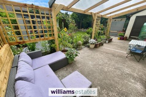 Garden Sitting Area