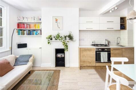 Living Room/Kitchen
