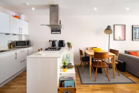 Living Room/Kitchen