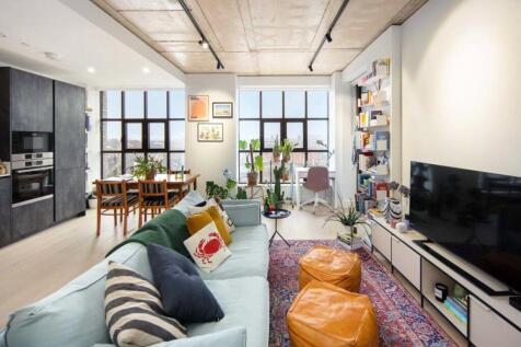Living Room/Kitchen