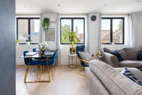 Living Room/Kitchen