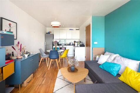 Living Room/Kitchen