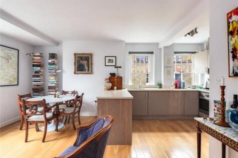 Living Room/Kitchen