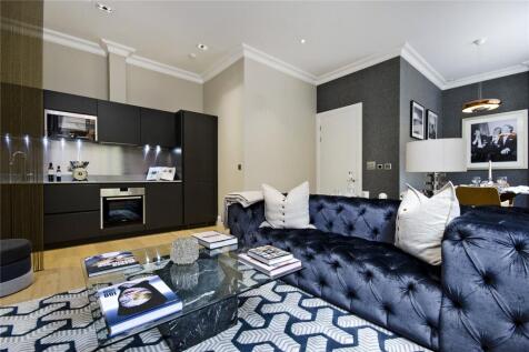 Living Room/Kitchen