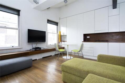 Living Room/Kitchen