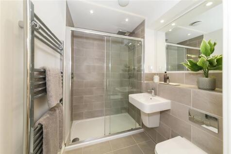 En-suite Bathroom