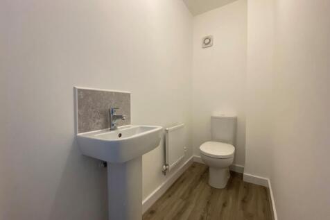 Cloakroom/wc