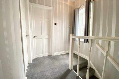TO THE FIRST FLOOR LANDING