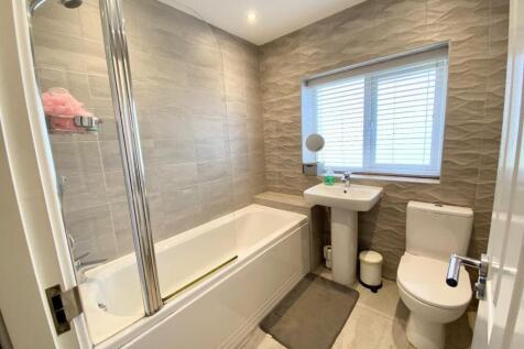 HOUSE BATHROOM