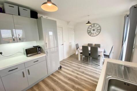 OPEN PLAN DINING KITCHEN