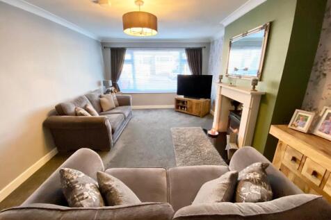 SPACIOUS LOUNGE