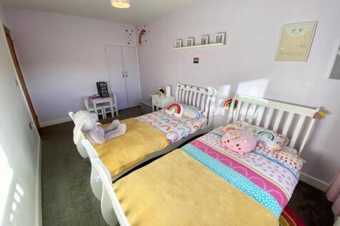 BEDROOM  TWO