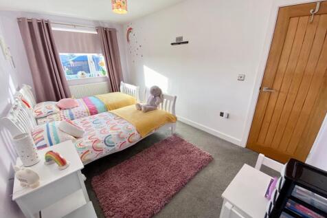 BEDROOM  TWO