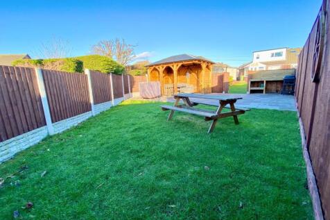 FURTHER EXTERNAL PHOTOGRAPHS