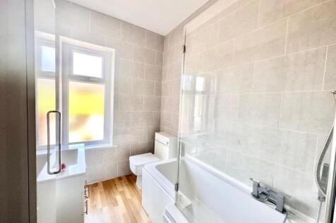 HOUSE BATHROOM