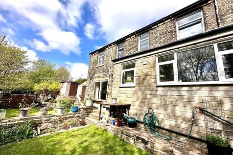 FURTHER EXTERNAL PHOTOS