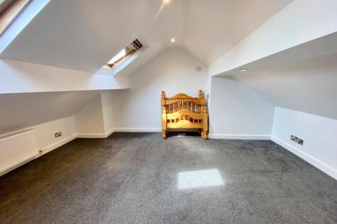 ATTIC ROOM