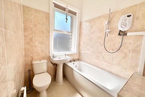 HOUSE BATHROOM