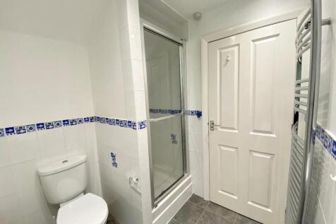 HOUSE BATHROOM
