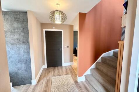 RECEPTION HALLWAY