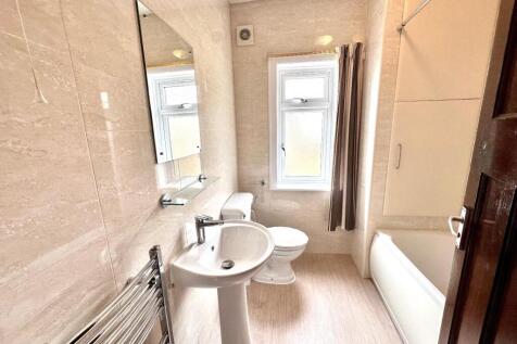 HOUSE BATHROOM