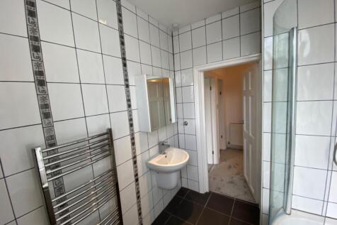 Recently Fitted Bathroom