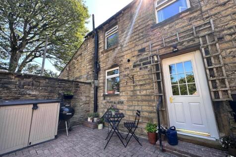 FURTHER EXTERNAL PHOTOGRAPHS