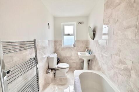 HOUSE BATHROOM