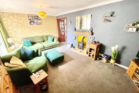 LOUNGE/ DINING