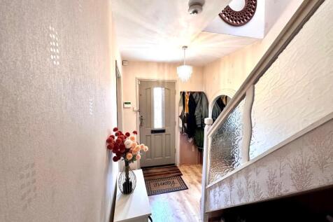 ENTRANCE DOOR
