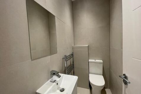 CLOAKSROOM