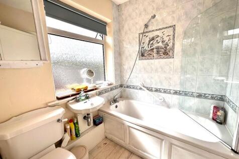 HOUSE BATHROOM