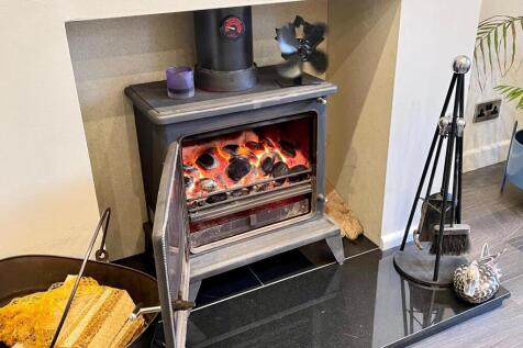 Solid Fuel Burning Stove
