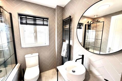 HOUSE BATHROOM