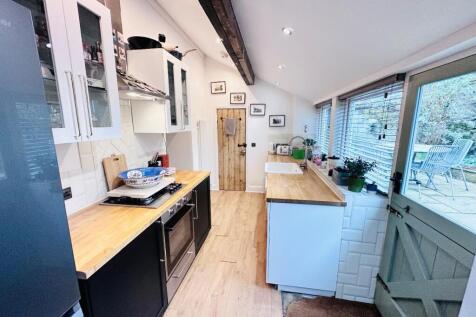 EXTENDED KITCHEN