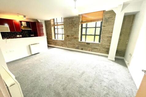 Lounge/ Kitchen Open Plan