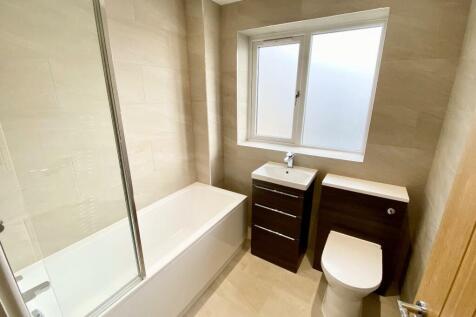HOUSE BATHROOM