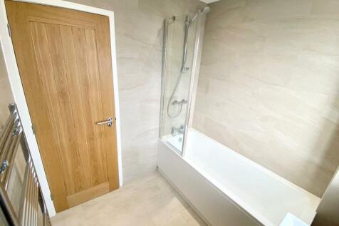 HOUSE BATHROOM