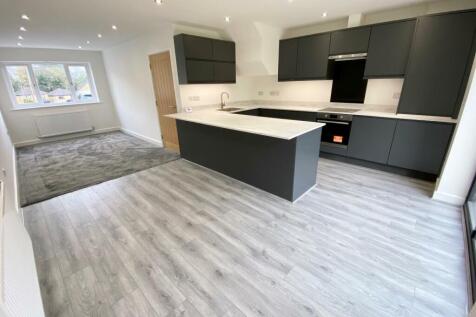 OPEN PLAN MODERN LIVING
