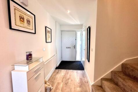 RECEPTION HALLWAY