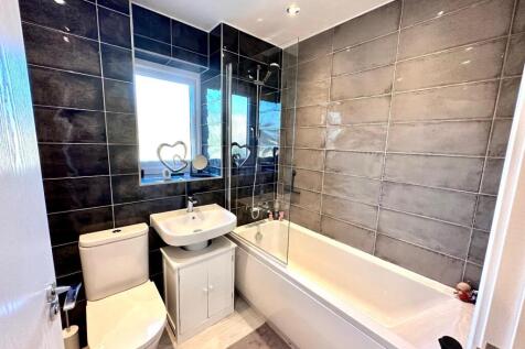 HOUSE BATHROOM