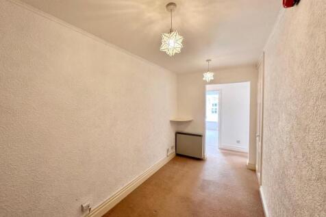 ENTRANCE LOBBY/OFFICE