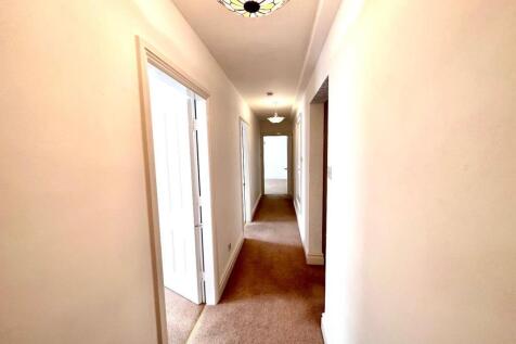 INNER HALLWAY