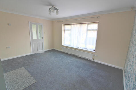 front lounge 2