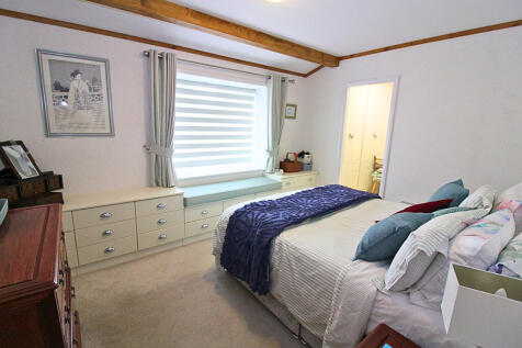 bedroom1