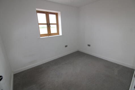 bedroom.JPG