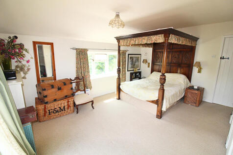 bedroom 1 also