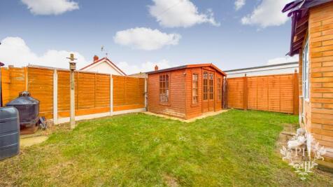 BACK GARDEN.jpg
